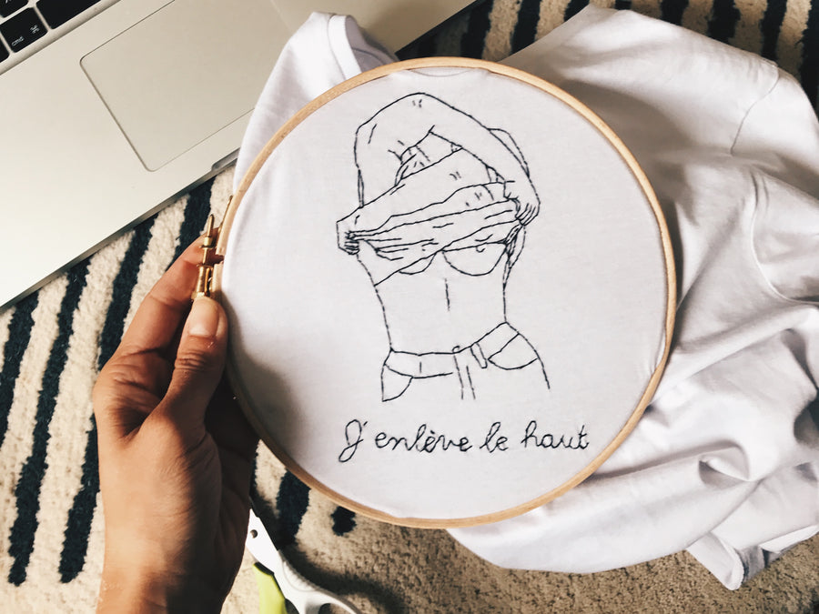 j'enleve le haut cancer du sein ruban rose octobre t shirt femme blanc brode main fabrication française