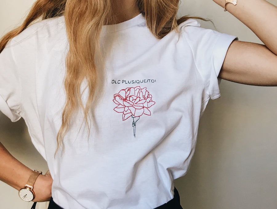 DLC plus que toi t-shirt blanc unisexe broderie main made in france eco fleurs rose bouquet cadeau la french pique